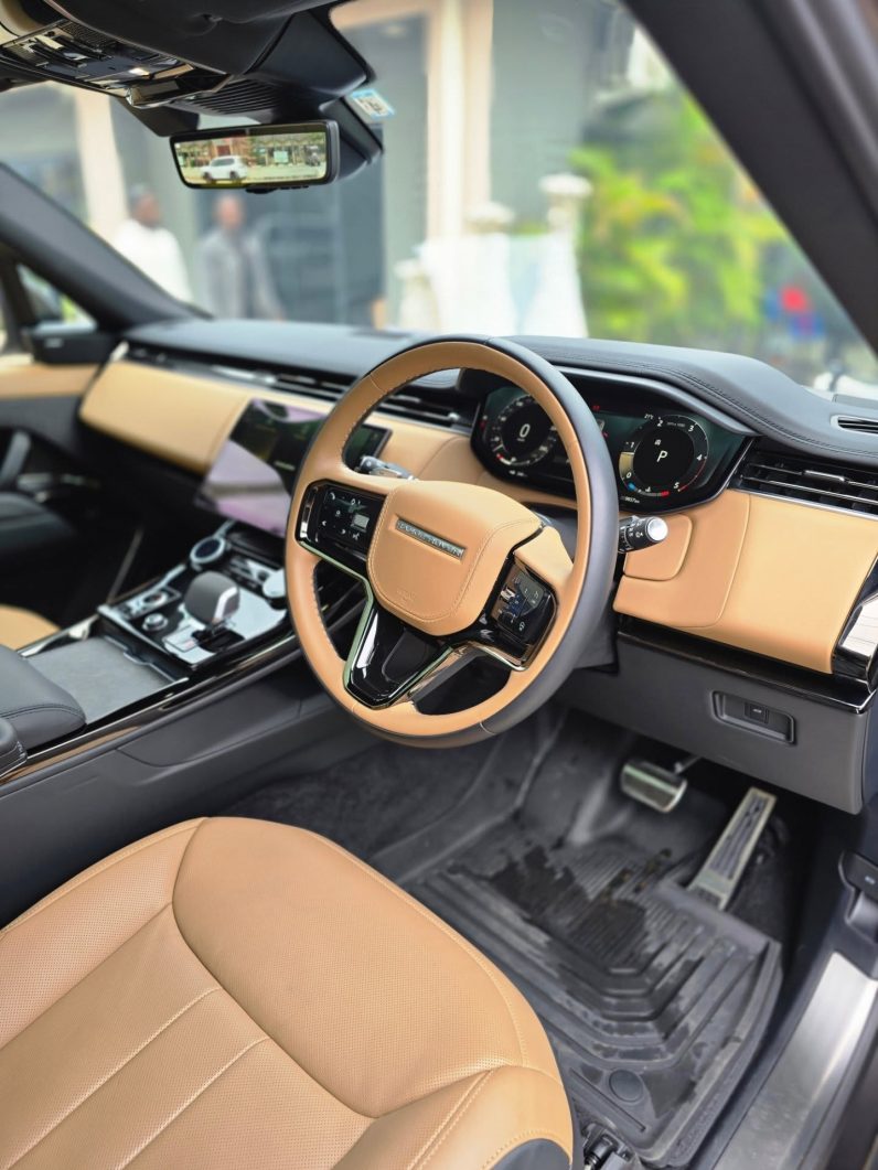 2023 RANGE ROVER SPORT