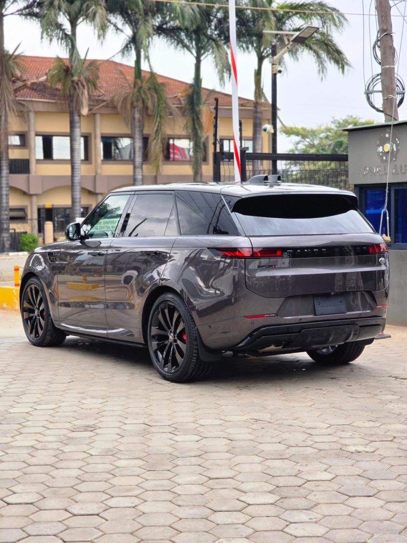 2023 RANGE ROVER SPORT