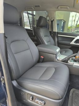 2017 Toyota Land Cruiser 200 series