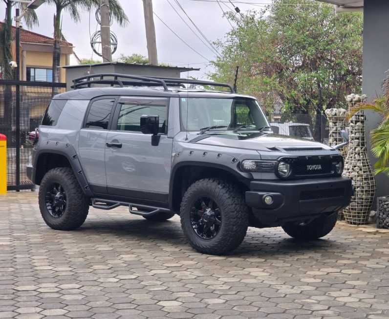 2017 Toyota FJ Cruiser