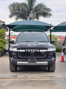 2023 Toyota Land Cruiser 300GR
