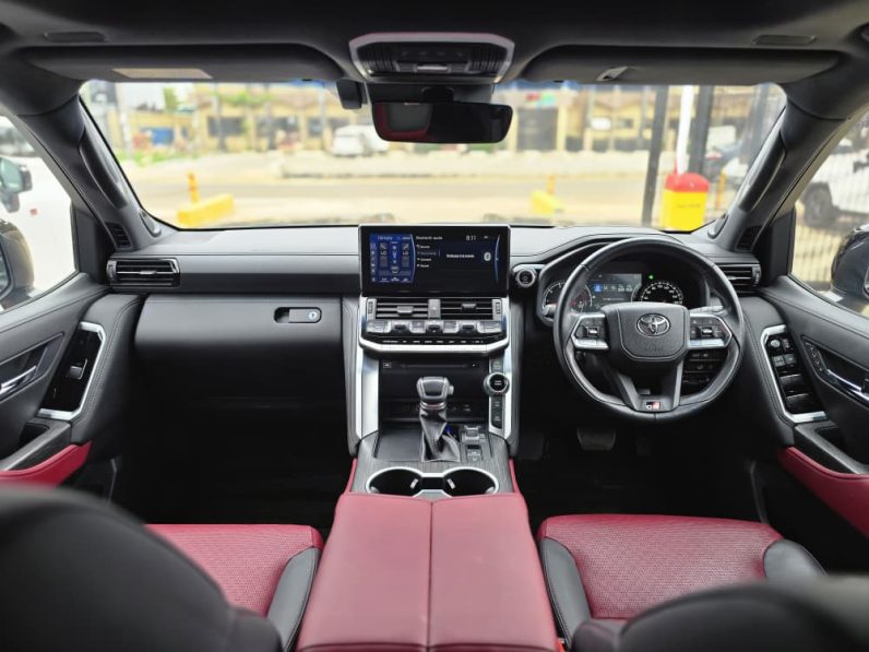 2023 Toyota Land Cruiser 300GR